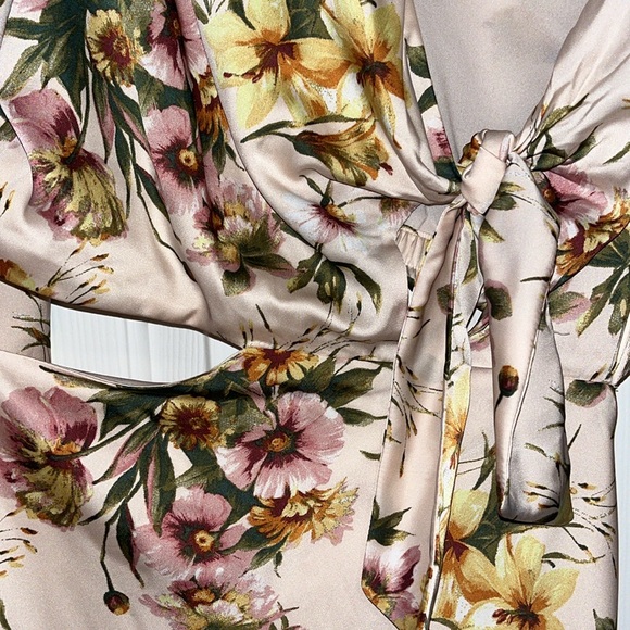 Express Satin Floral V-Neck Tie Front Cutout Midi Dress - Picture 8 of 9